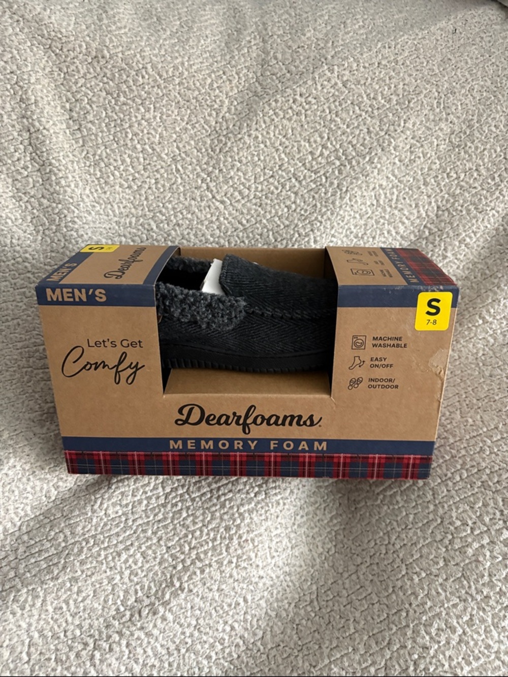 dearfoams Men's Black Slip-On Memory Foam Loafers